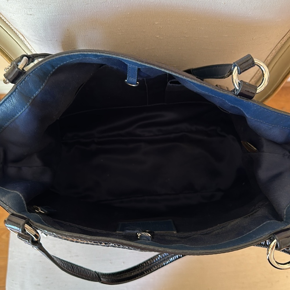 Coach leather tote bag. - Picture 6 of 8